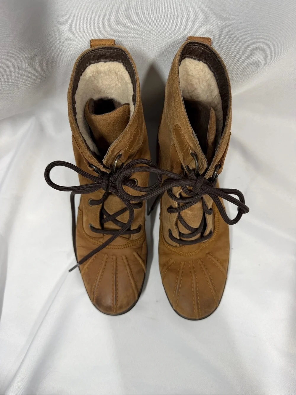 UGG | Azaria Waterproof Boots Brown Leather Lace Up Women's Size 9.5